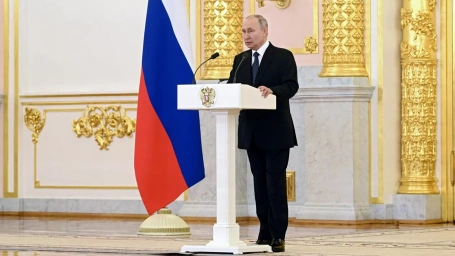 «Деградация отношений». Что Путин рассказал новым послам в России